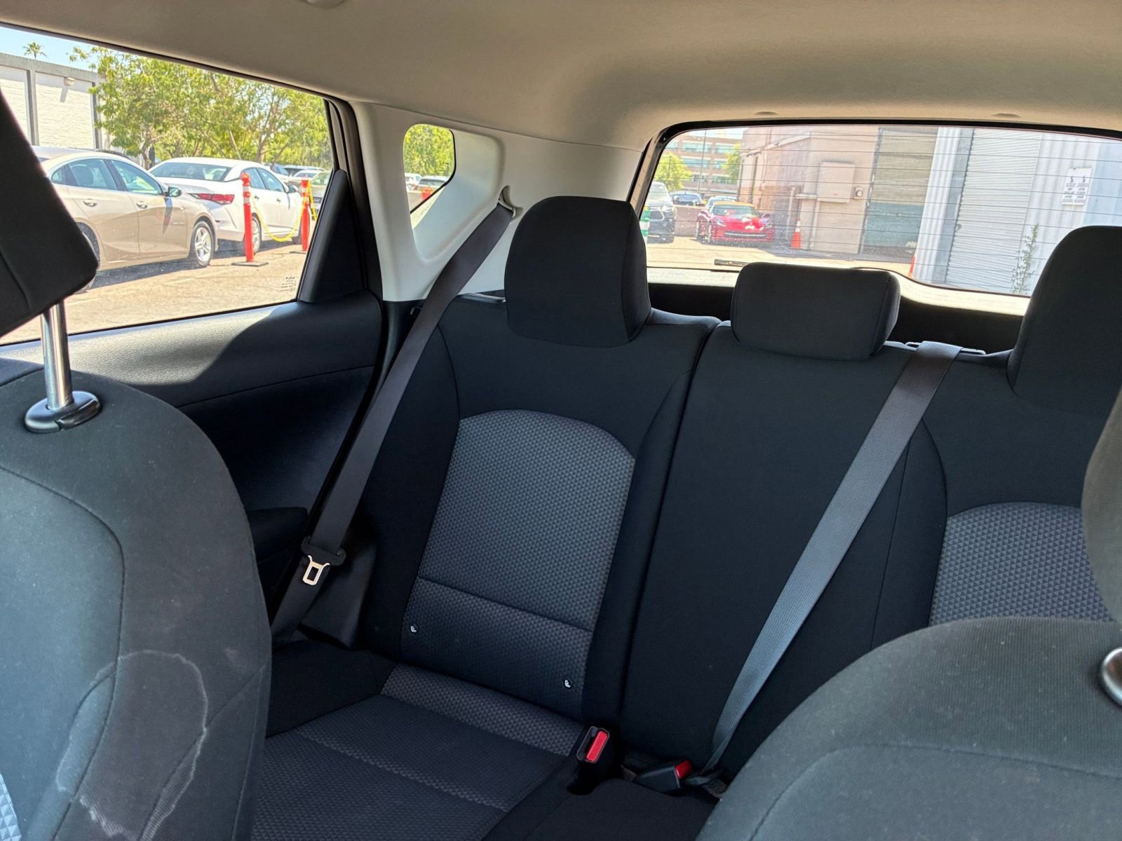 Used 2025 Kia Soul LX w/ LX Technology Package FWD image 37