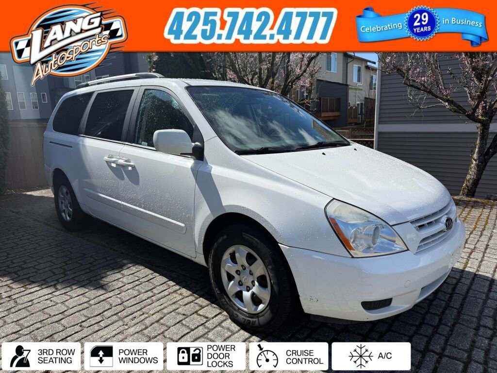 Used 2010 Kia Sedona LX image 1