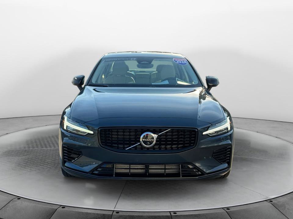 Used 2024 Volvo S60 T8 Ultimate w/ Climate Package AWD/4WD image 2