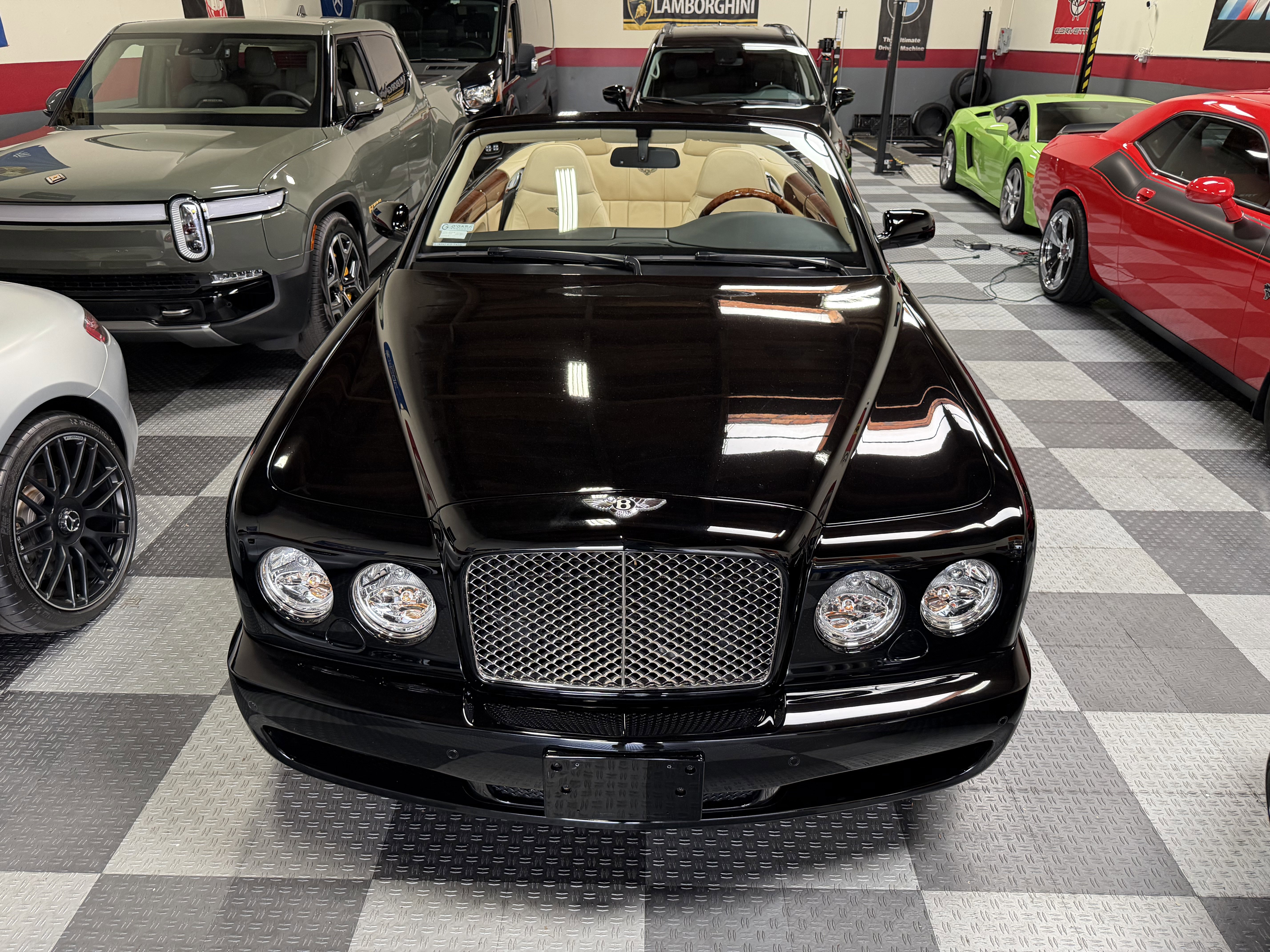Used 2007 Bentley Azure image 57