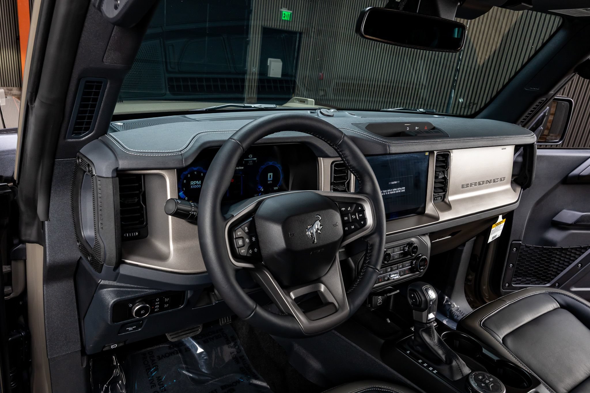Used 2026 Ford Bronco Outer Banks AWD/4WD image 16