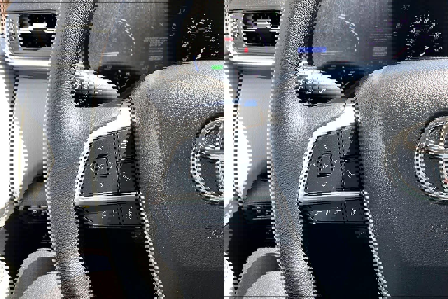 Certified 2025 Toyota Sienna XLE w/ XLE Plus Package image 24