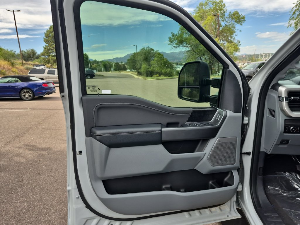 New 2026 Ford F350 XLT w/ XLT Premium Package AWD/4WD image 11