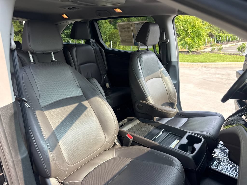 Used 2019 Honda Odyssey Elite image 35
