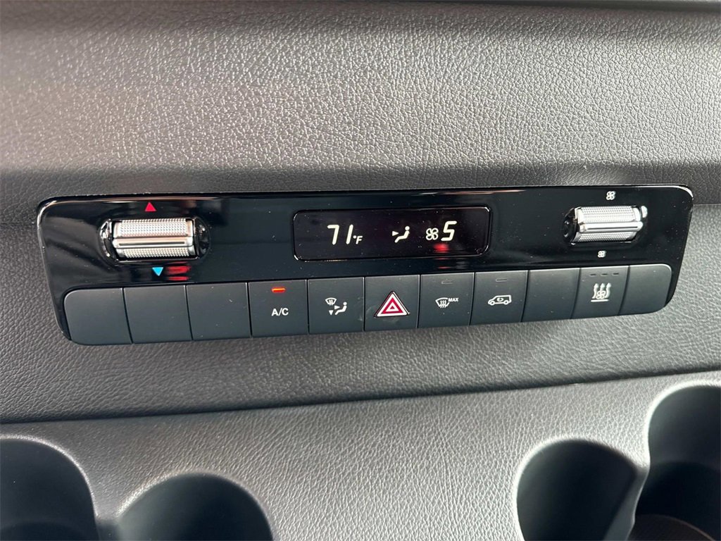 New 2024 Mercedes-Benz eSprinter 170 Cargo image 23