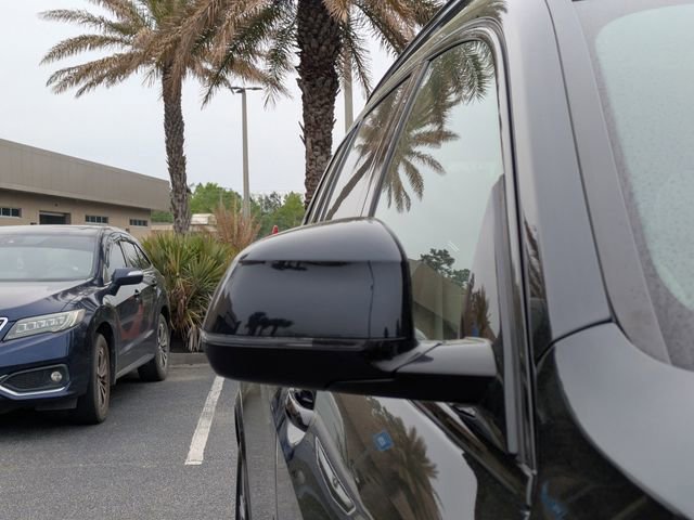 Used 2021 BMW X7 M50i image 13