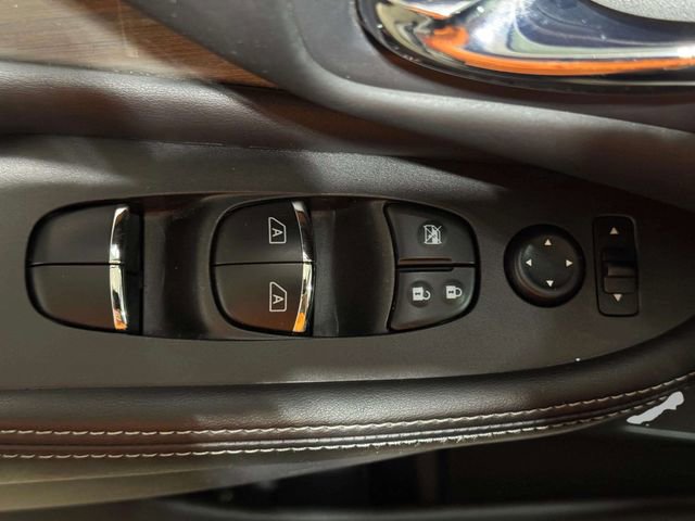 Used 2018 Nissan Murano Platinum image 21