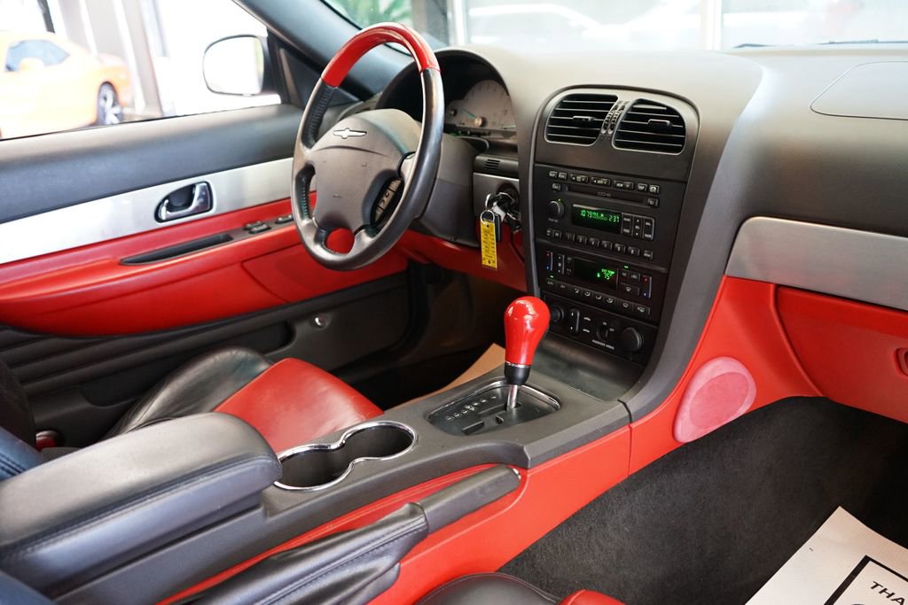 Used 2002 Ford Thunderbird RWD image 6