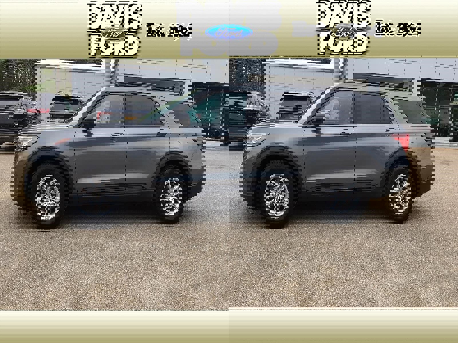 New 2026 Ford Explorer Active w/ Active Comfort Package image 4