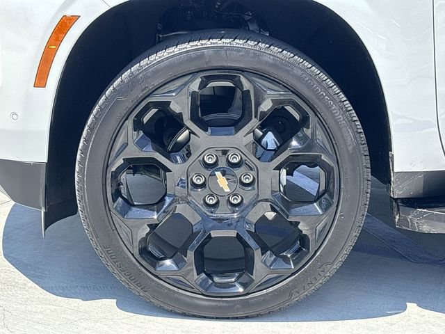 Used 2025 Chevrolet Tahoe RST AWD/4WD image 12