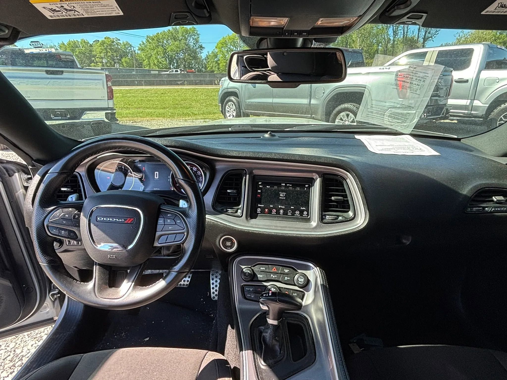 Used 2022 Dodge Challenger GT image 15