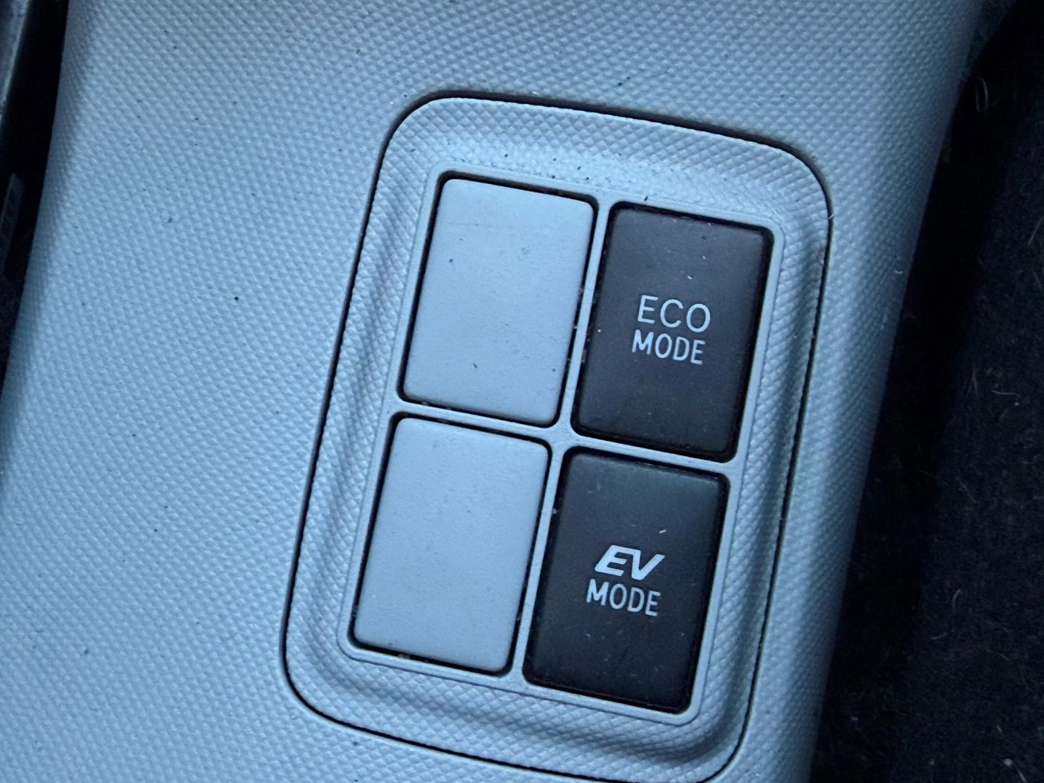 Used 2012 Toyota Prius C One image 31