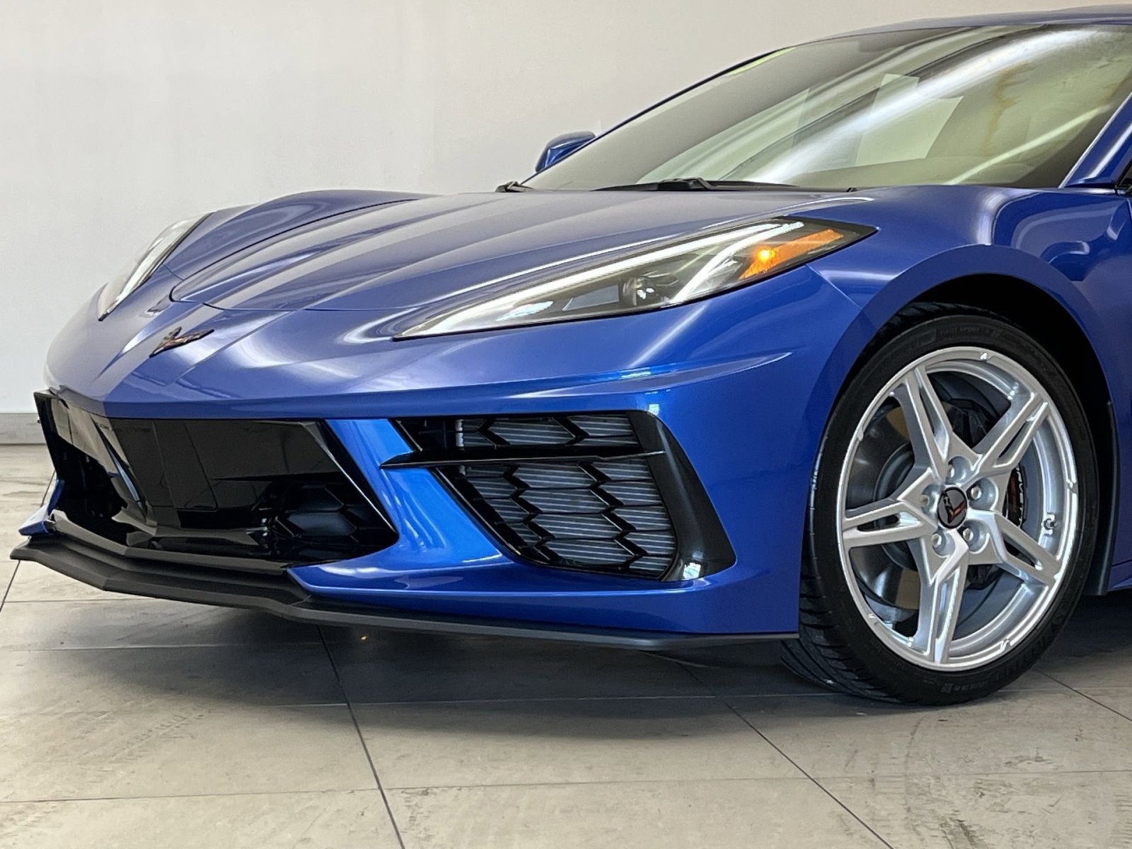 Used 2023 Chevrolet Corvette Stingray Coupe w/ Z51 Performance Package image 27