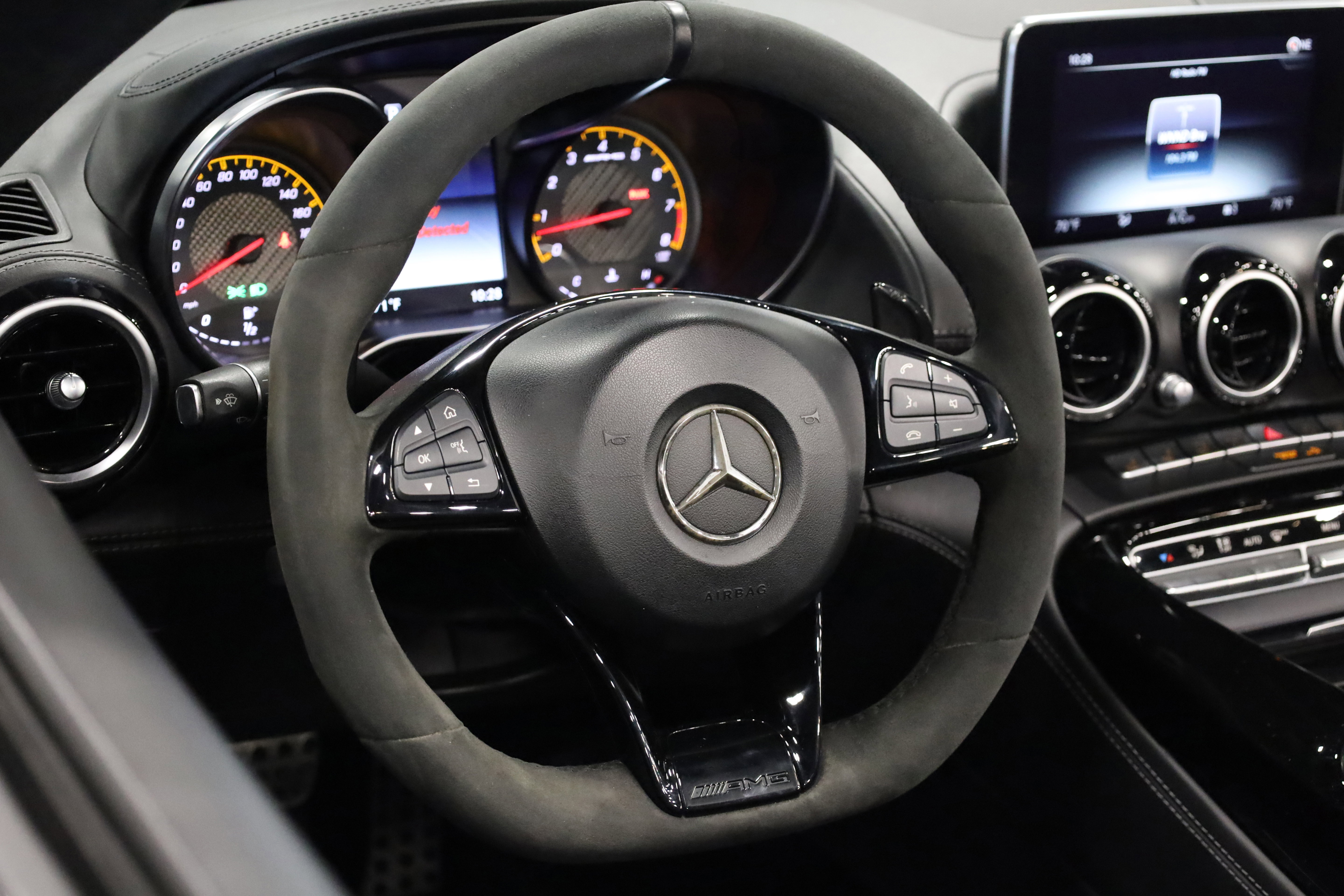 Used 2018 Mercedes-Benz AMG GT C image 29