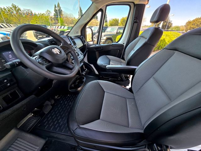 Used 2024 RAM ProMaster 2500 image 22