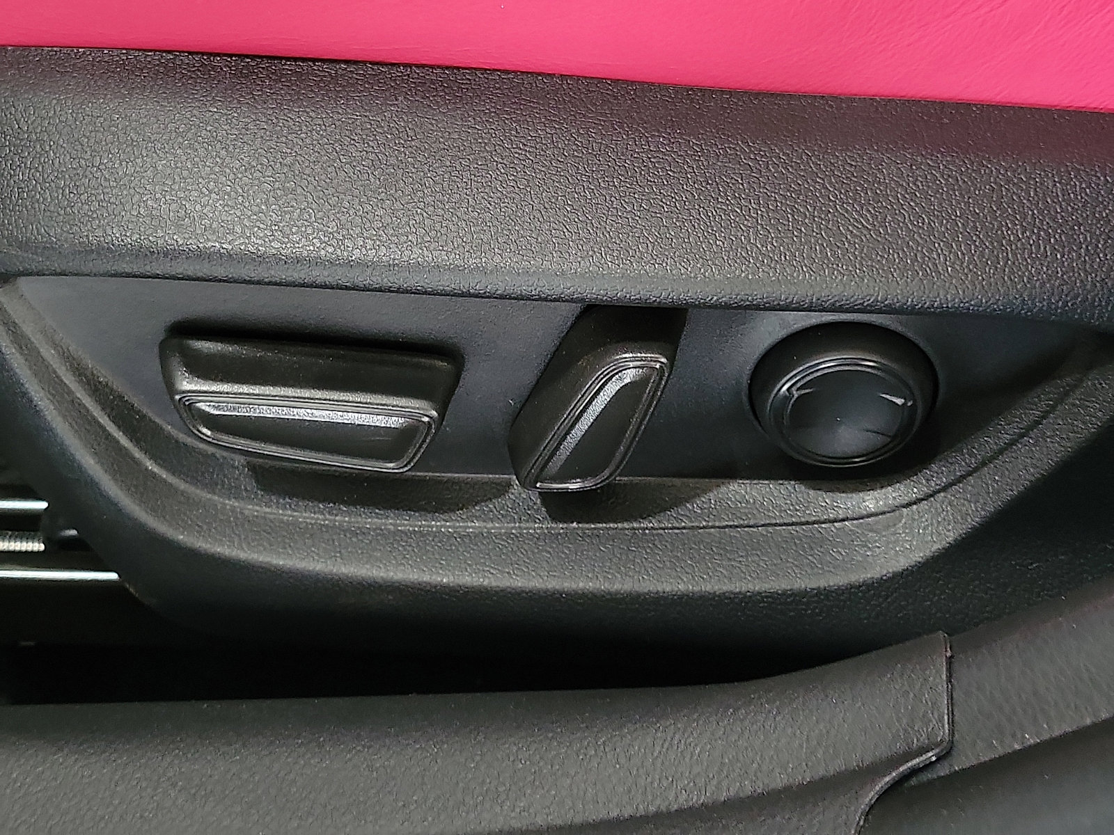 New 2026 Toyota Camry XLE w/ Convenience Package FWD image 12