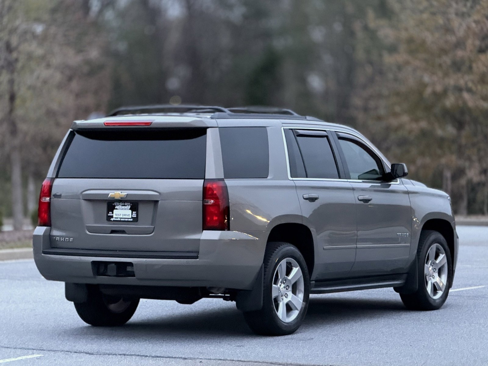 Used 2018 Chevrolet Tahoe LS w/ All-Season Package image 10