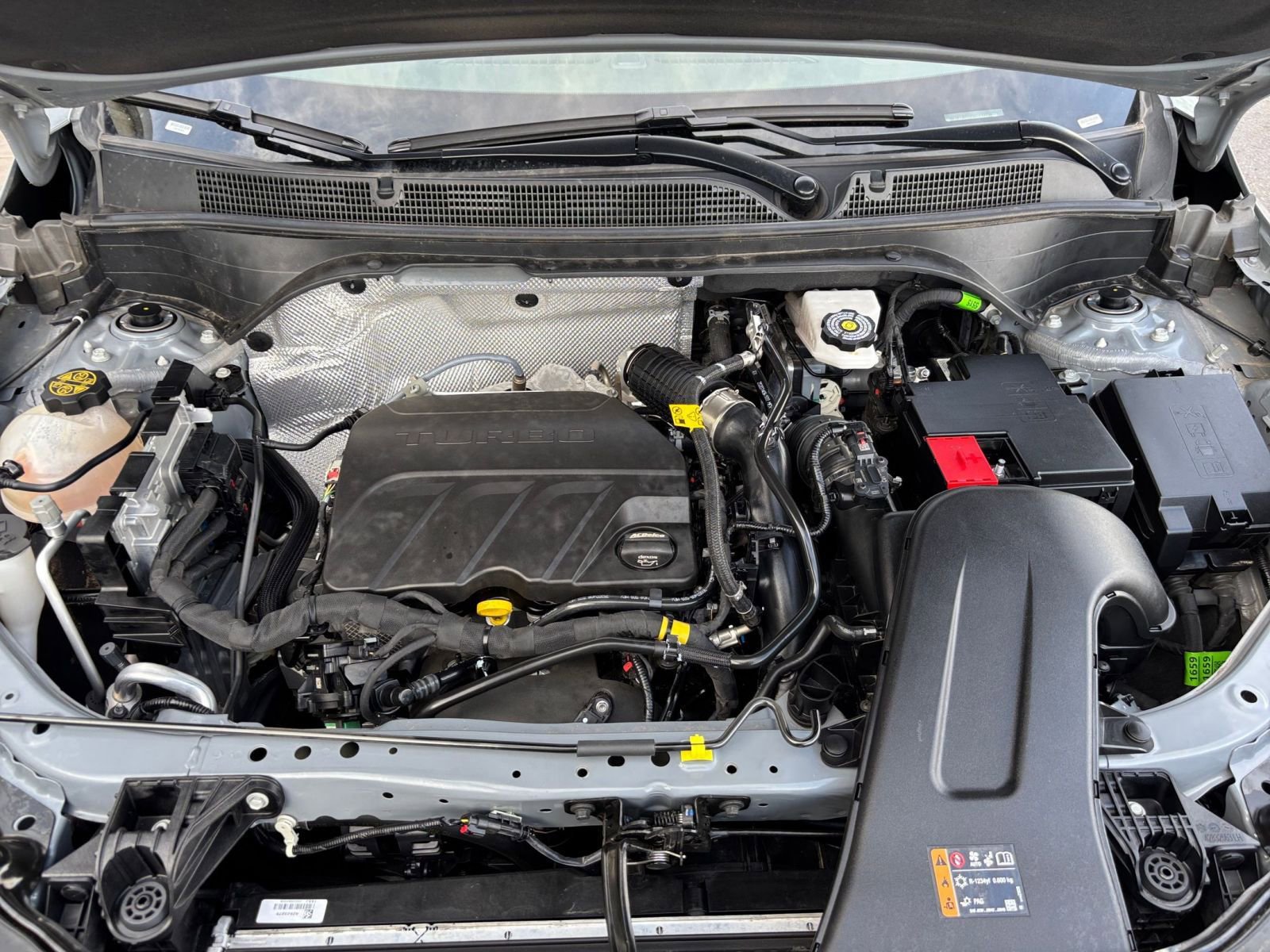 Used 2025 Buick Envista Sport Touring image 31