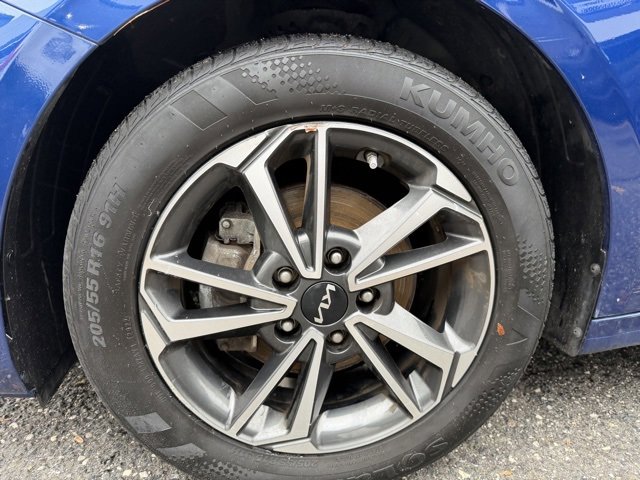 Certified 2023 Kia Forte LXS image 13