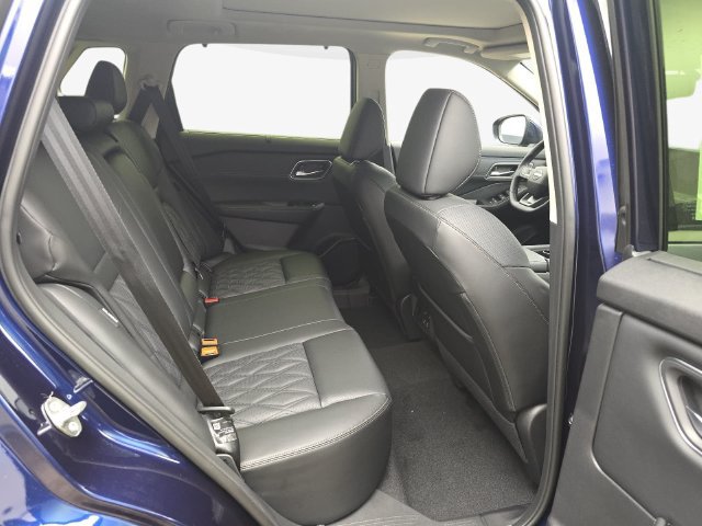 New 2026 Nissan Rogue Platinum w/ Platinum Premium Package AWD/4WD image 38