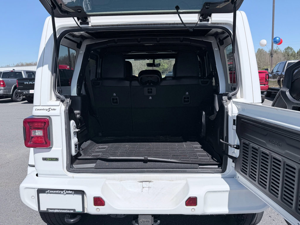 Used 2021 Jeep Wrangler Unlimited Sahara image 9