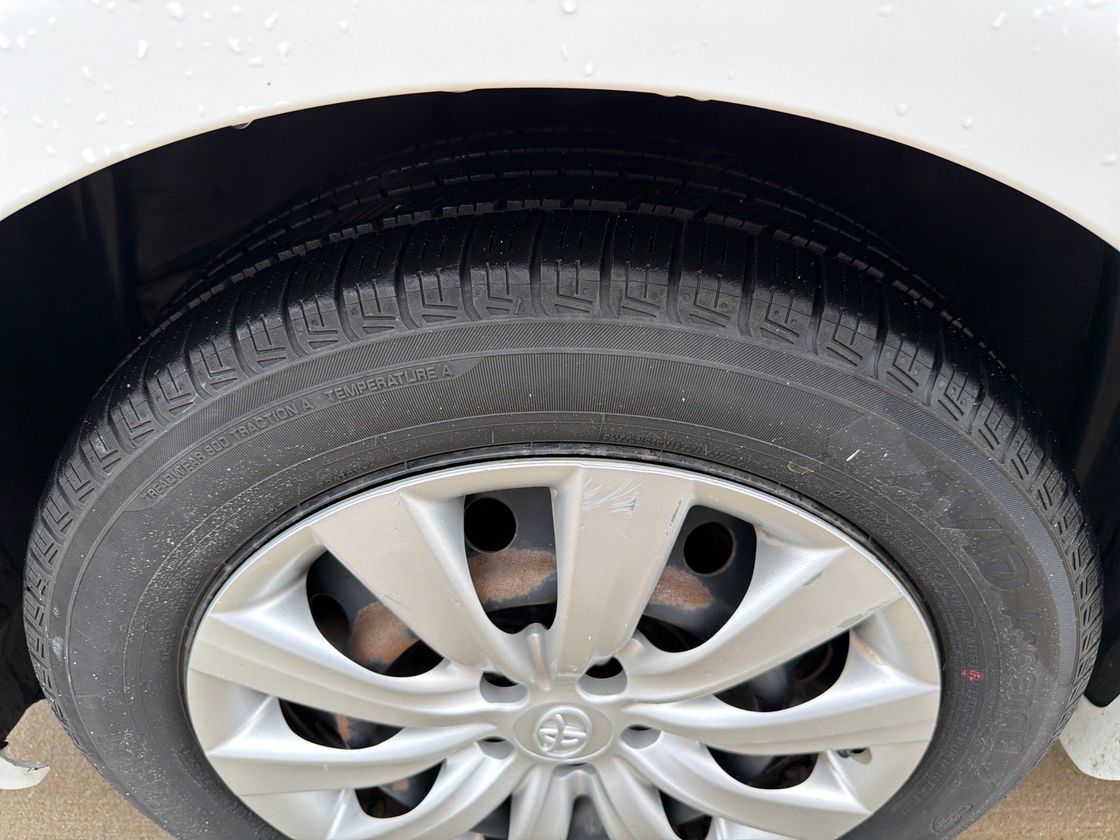 Used 2012 Toyota Corolla LE FWD image 8