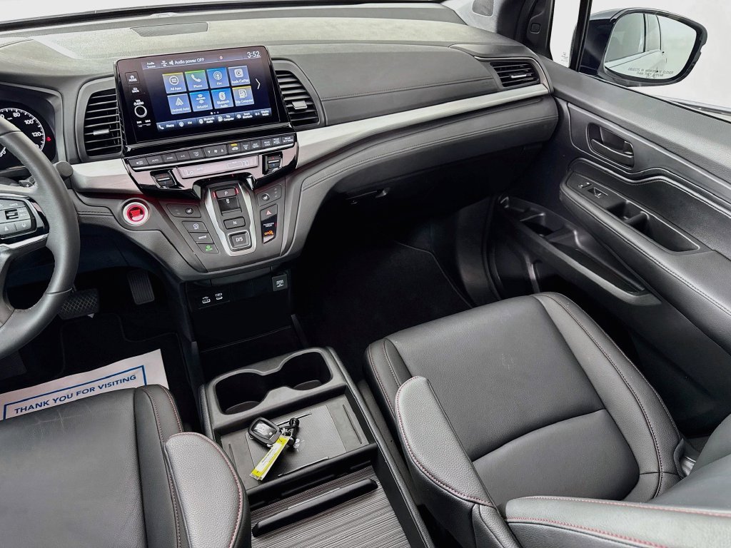 Certified 2026 Honda Odyssey Sport-L image 31