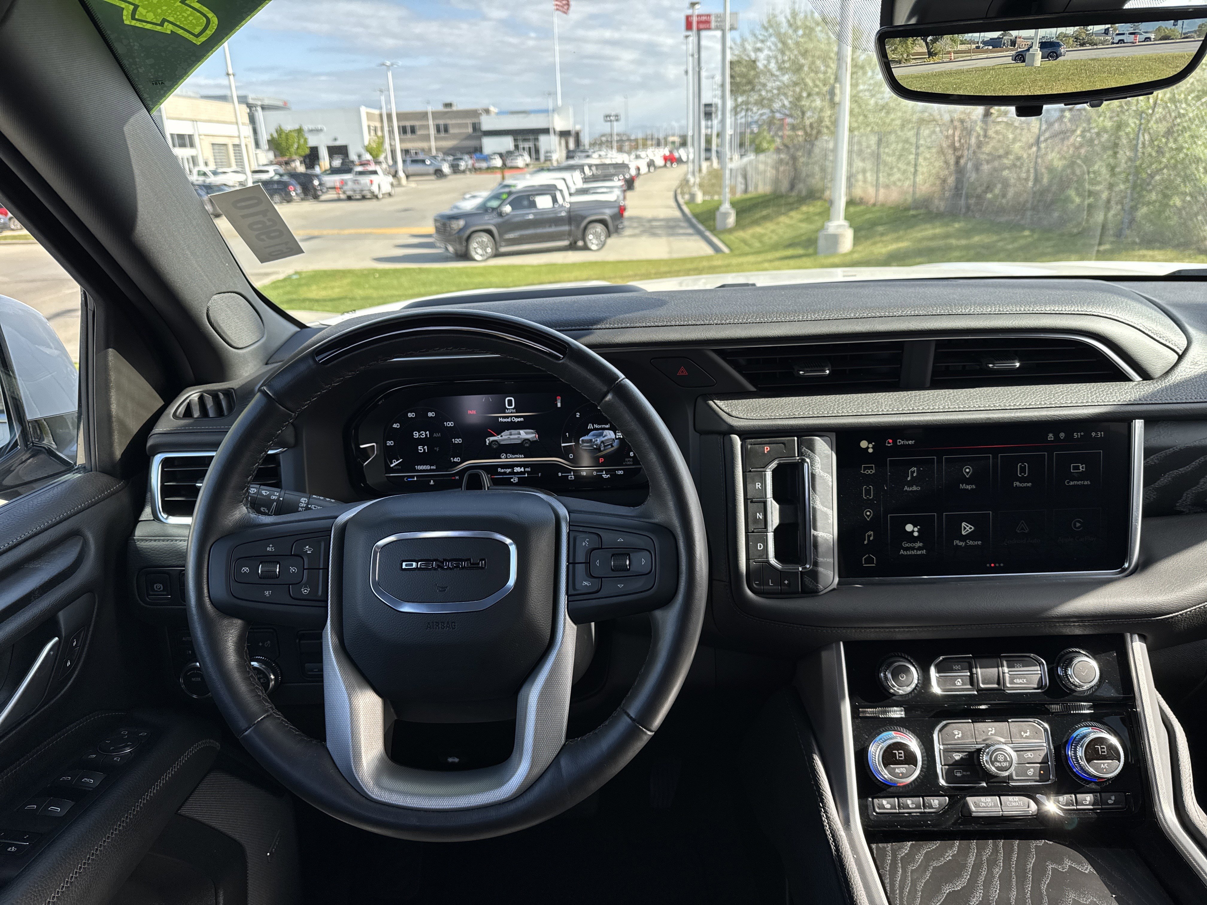 Used 2024 GMC Yukon XL Denali w/ Advanced Technology Package image 20