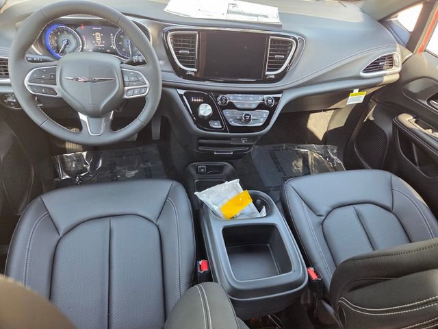 New 2026 Chrysler Pacifica Select FWD image 8