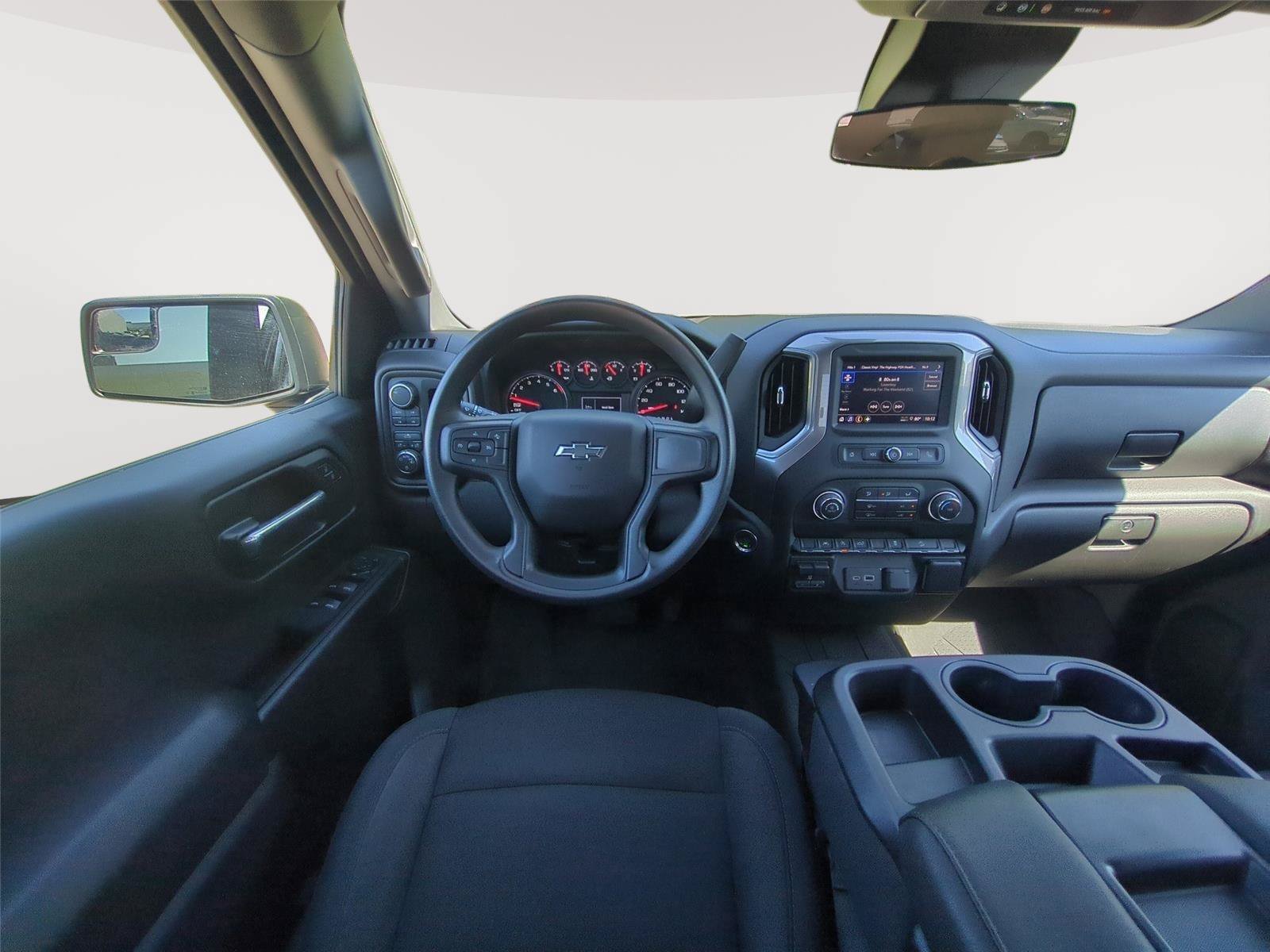 Used 2024 Chevrolet Silverado 1500 Custom Trail Boss AWD/4WD image 28