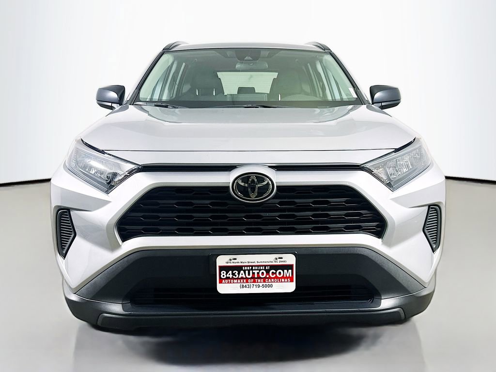 Used 2021 Toyota RAV4 LE image 2