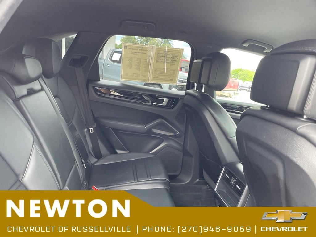 Used 2019 Porsche Cayenne AWD/4WD image 26