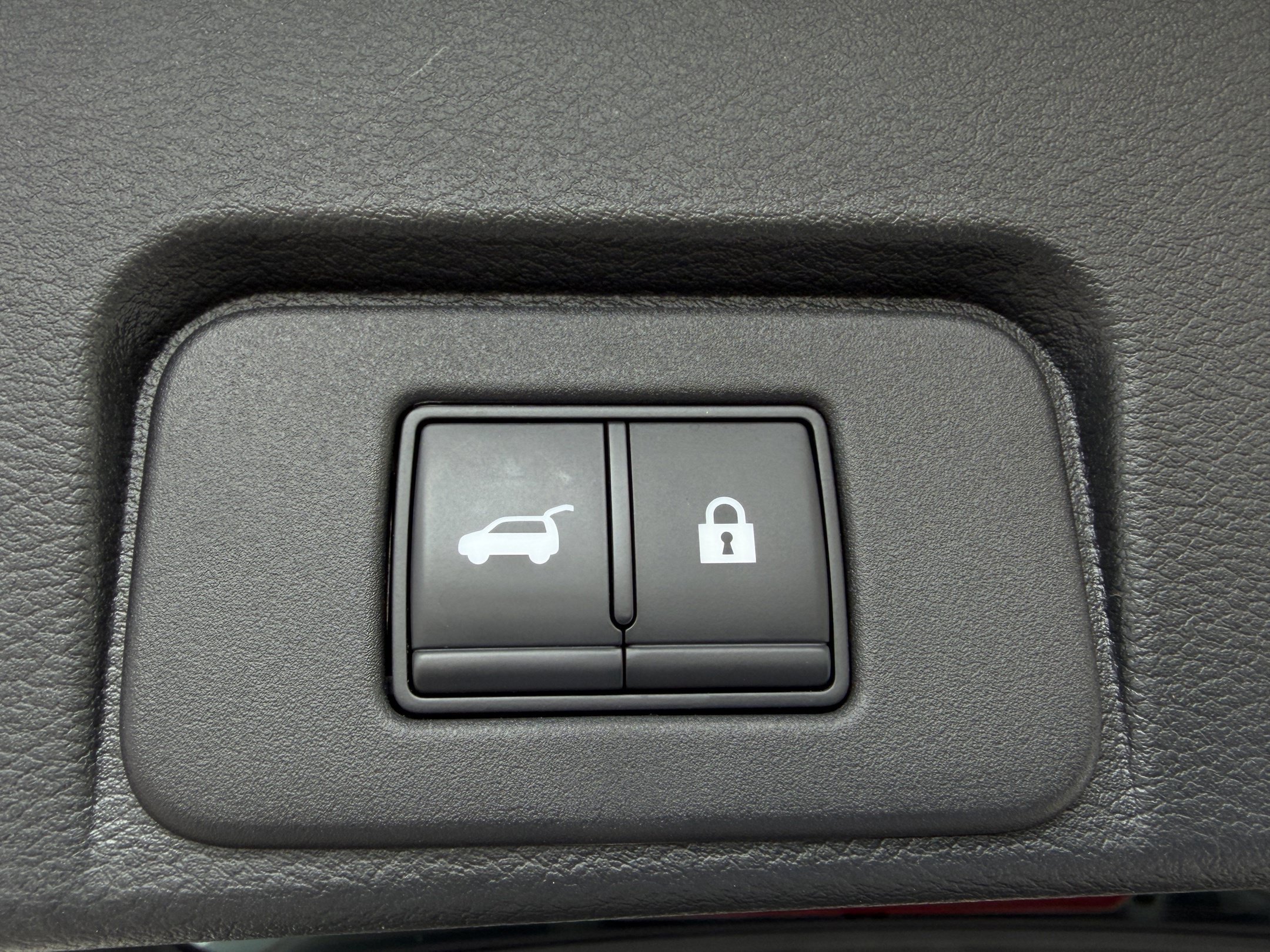 Used 2021 Nissan Rogue SL AWD/4WD image 29