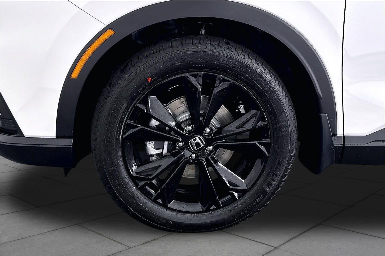 New 2027 Honda CR-V Sport Touring image 11