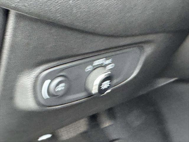 Used 2023 Chevrolet Equinox RS image 14