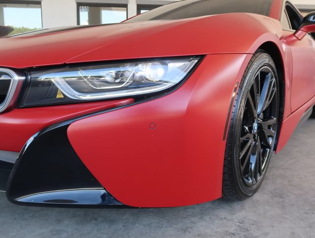 Used 2017 BMW i8 AWD/4WD image 10