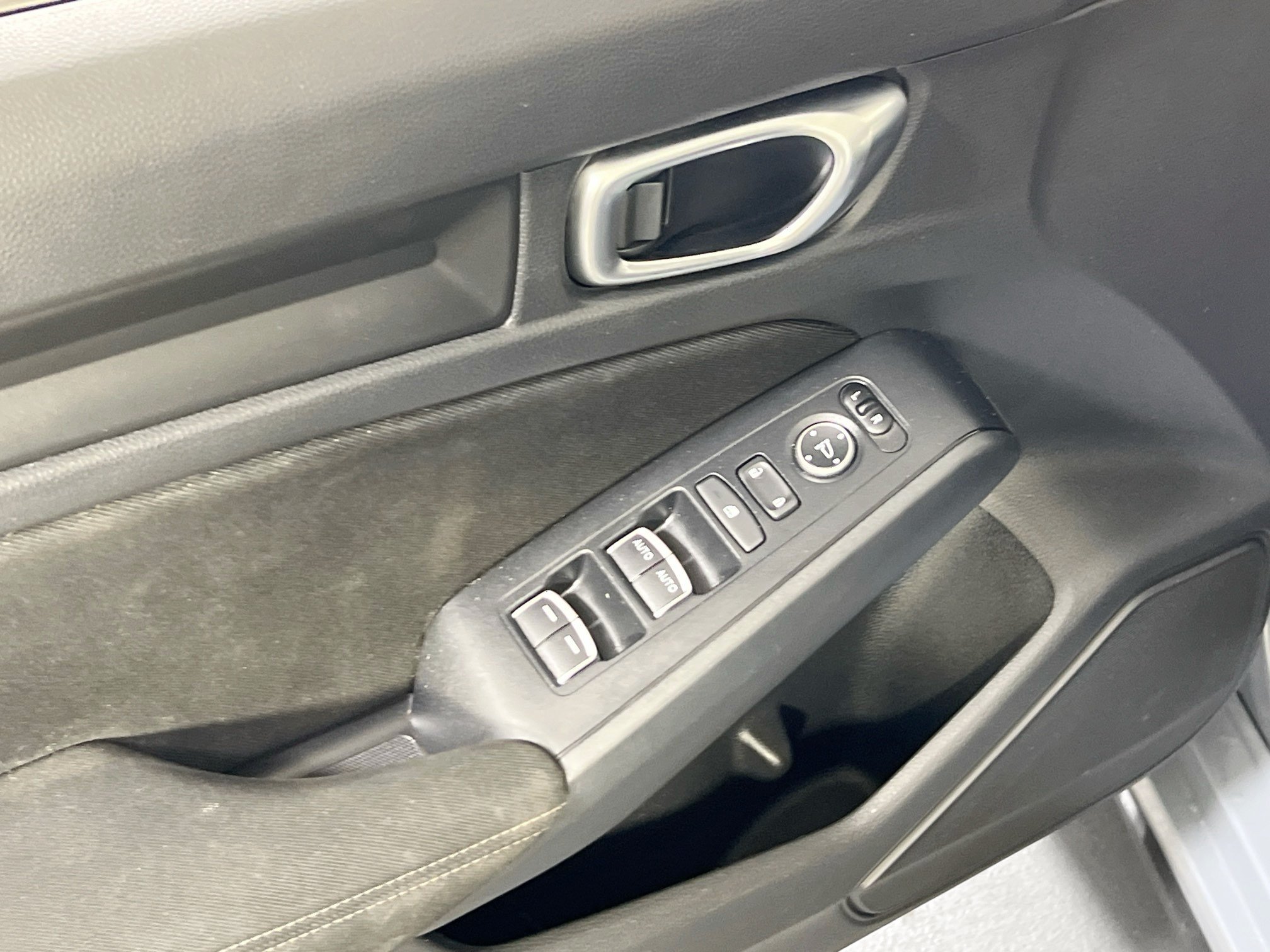 Used 2023 Honda Civic Sport image 17