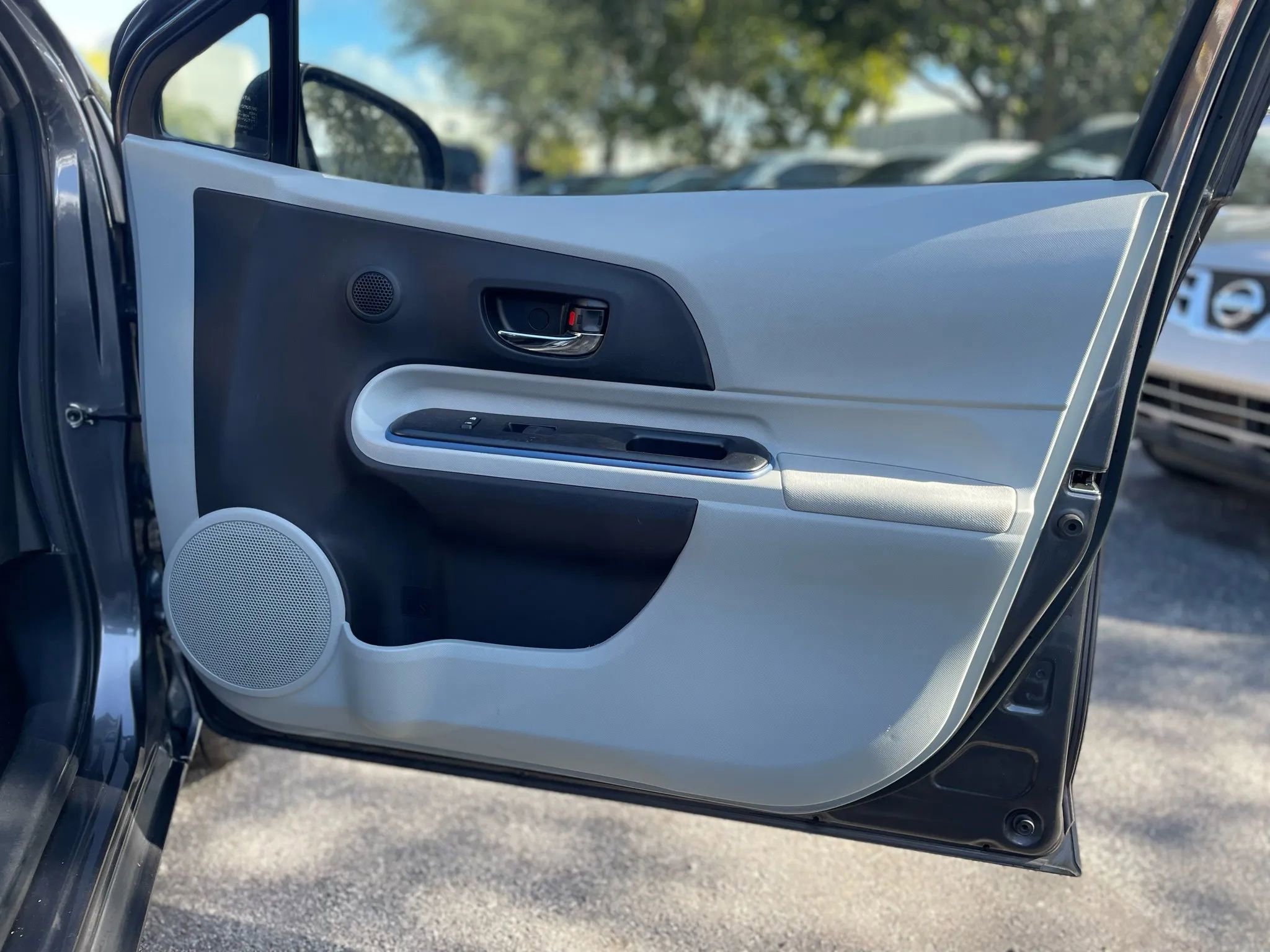 Used 2013 Toyota Prius C One image 31