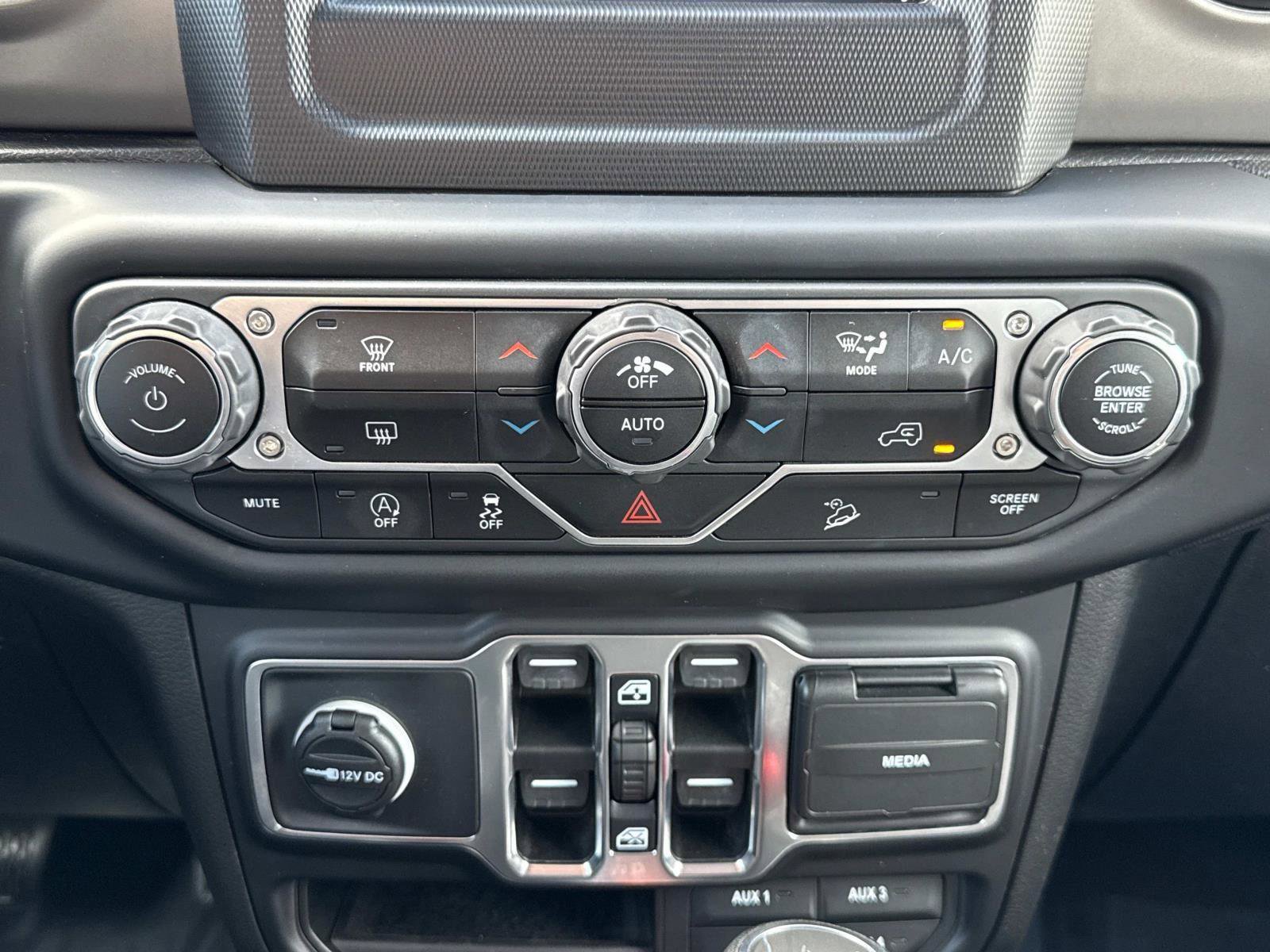 Used 2021 Jeep Wrangler Unlimited Sport image 6