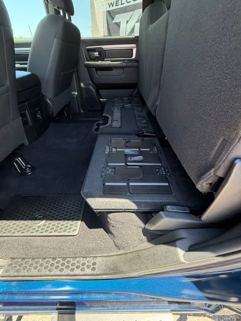 Used 2024 RAM 1500 Warlock AWD/4WD image 21