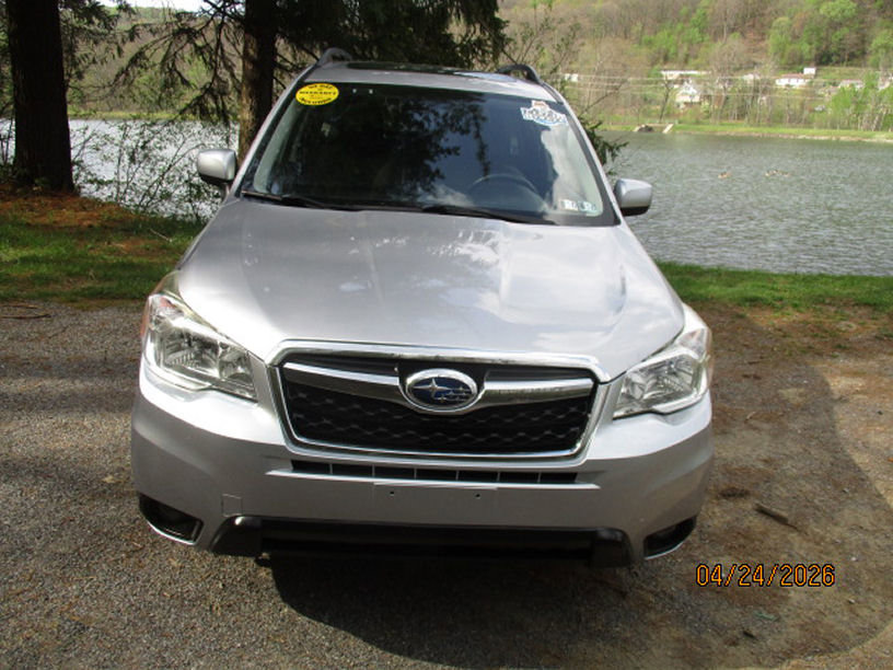 Used 2016 Subaru Forester 2.5i Limited AWD/4WD image 5