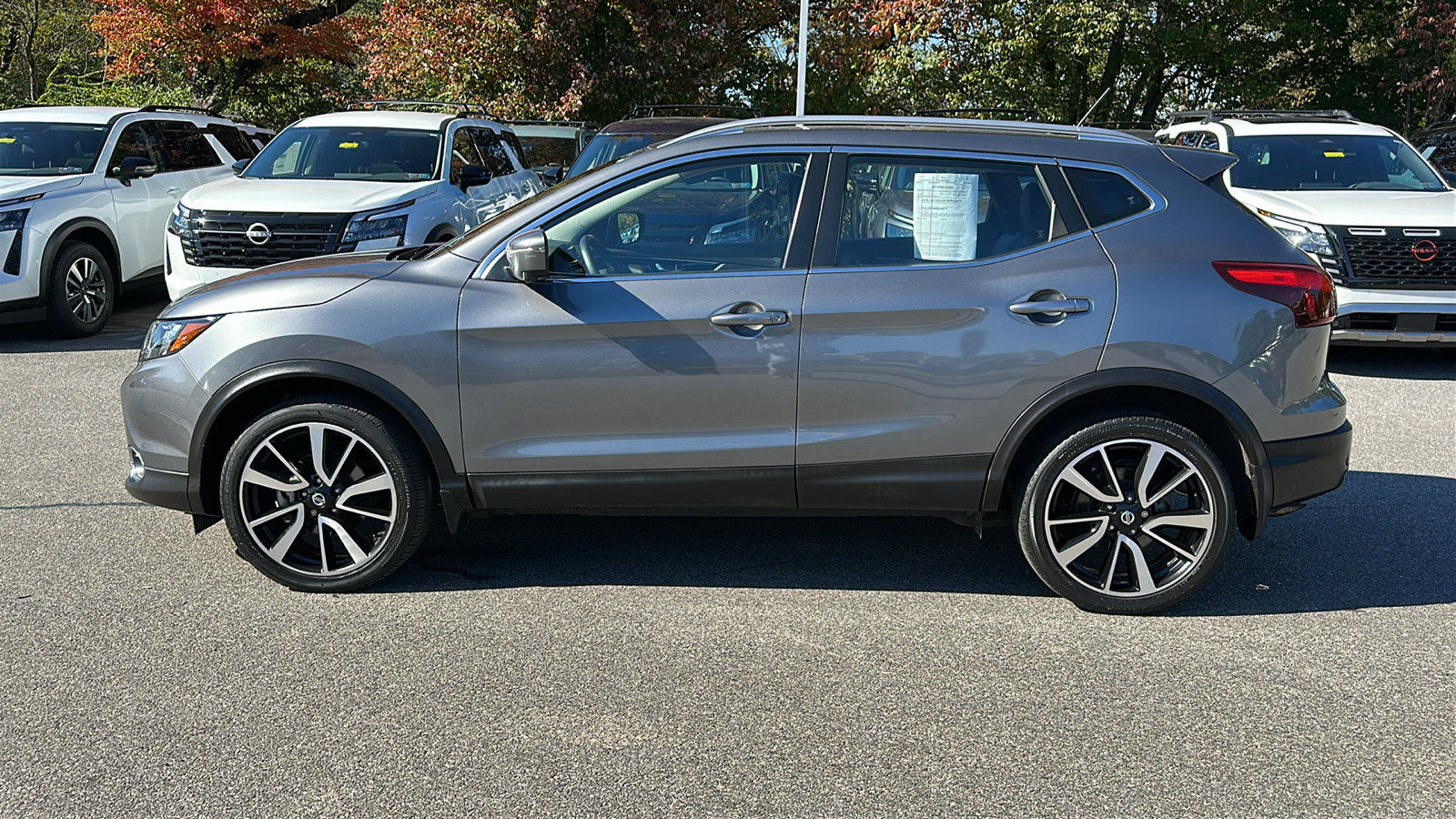 Used 2019 Nissan Rogue Sport SL AWD/4WD image 28