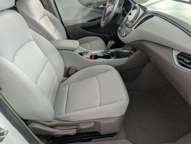 Used 2020 Chevrolet Malibu LS w/ Driver Confidence Package II image 30