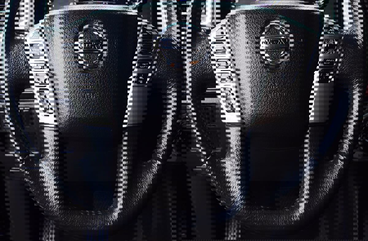 Used 2020 Nissan Titan SV w/ SV Convenience Package image 56