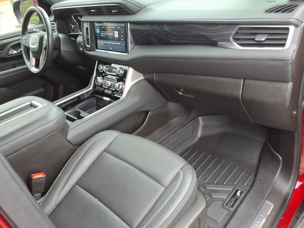 Used 2021 GMC Yukon Denali w/ Denali Premium Package image 21