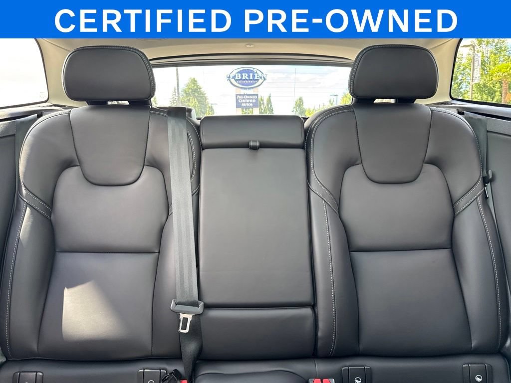 Certified 2023 Volvo XC60 T8 Ultimate AWD/4WD image 19