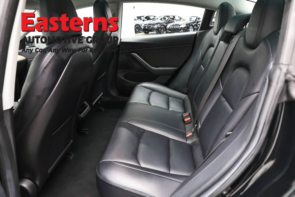 Used 2018 Tesla Model 3 Long Range RWD image 16