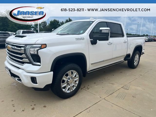 Used 2024 Chevrolet Silverado 2500 High Country w/ High Country Premium Package AWD/4WD image 3