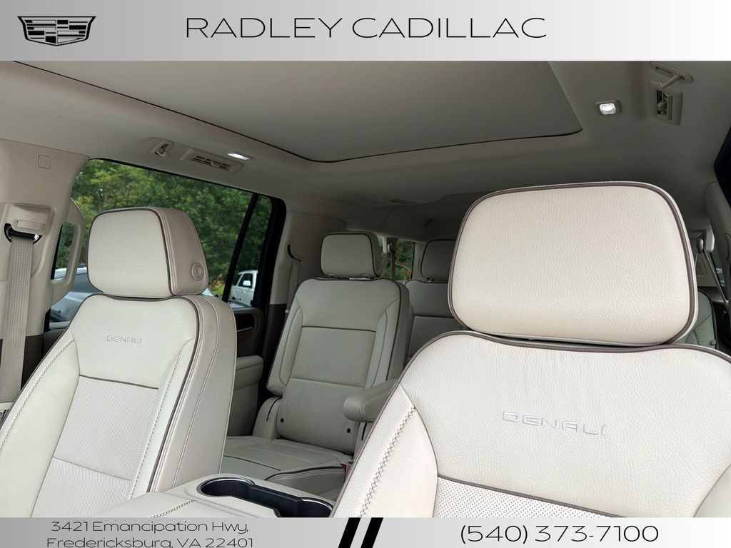 Used 2022 GMC Yukon XL Denali AWD/4WD image 2