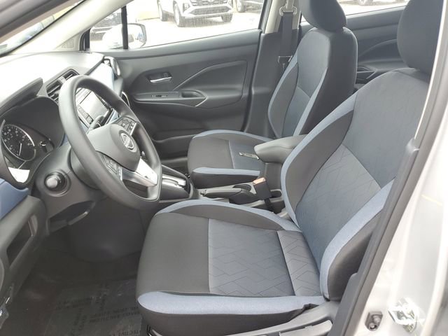 New 2025 Nissan Versa SV w/ Trunk Package FWD image 16